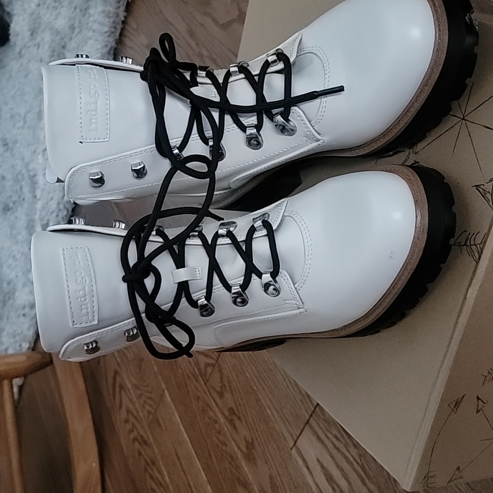 indigo rd. NWT Hiker Style Boots - Picture 2 of 7